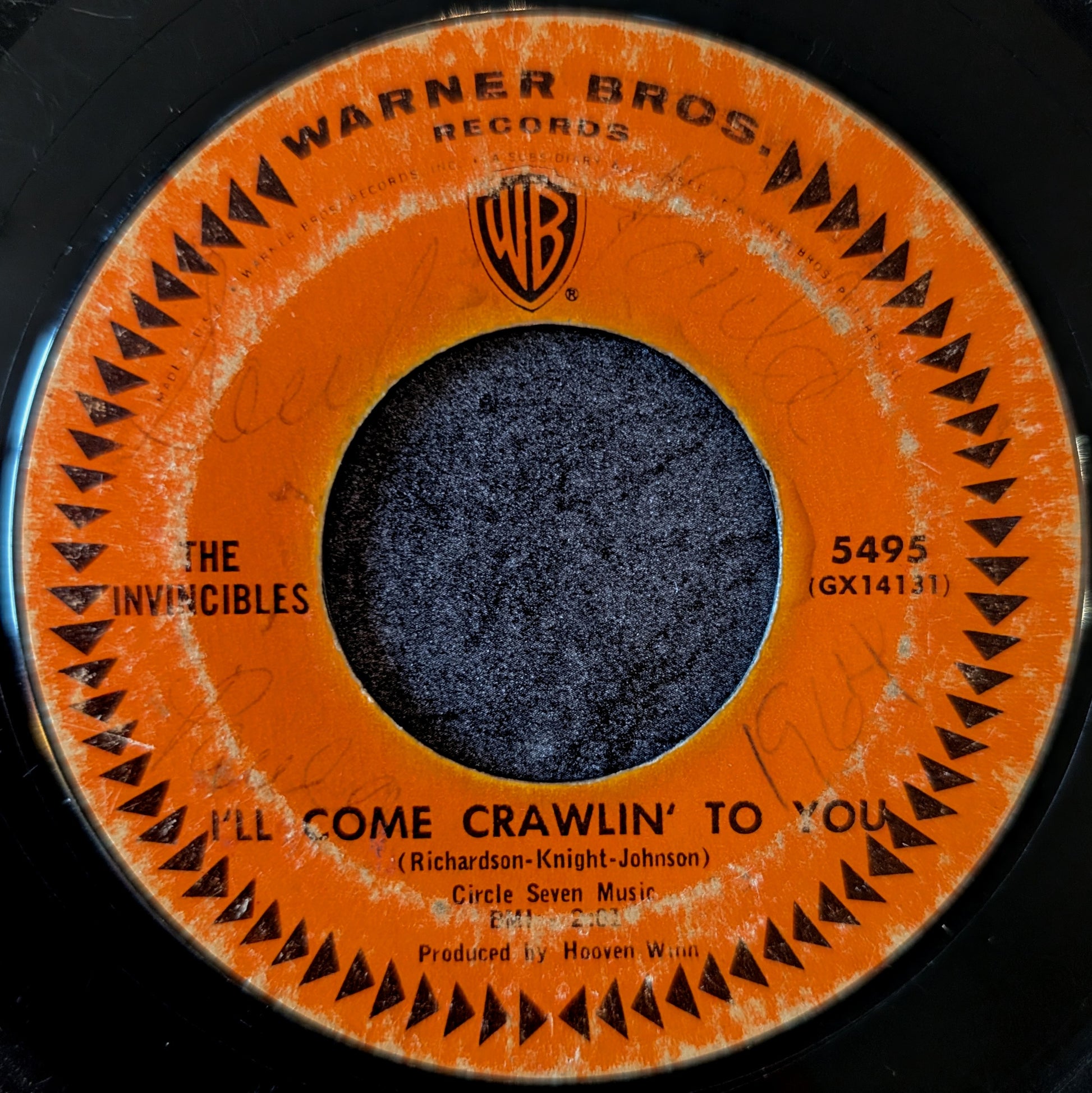 The Invincibles-Heat full of love/I'll come crawlin' to you