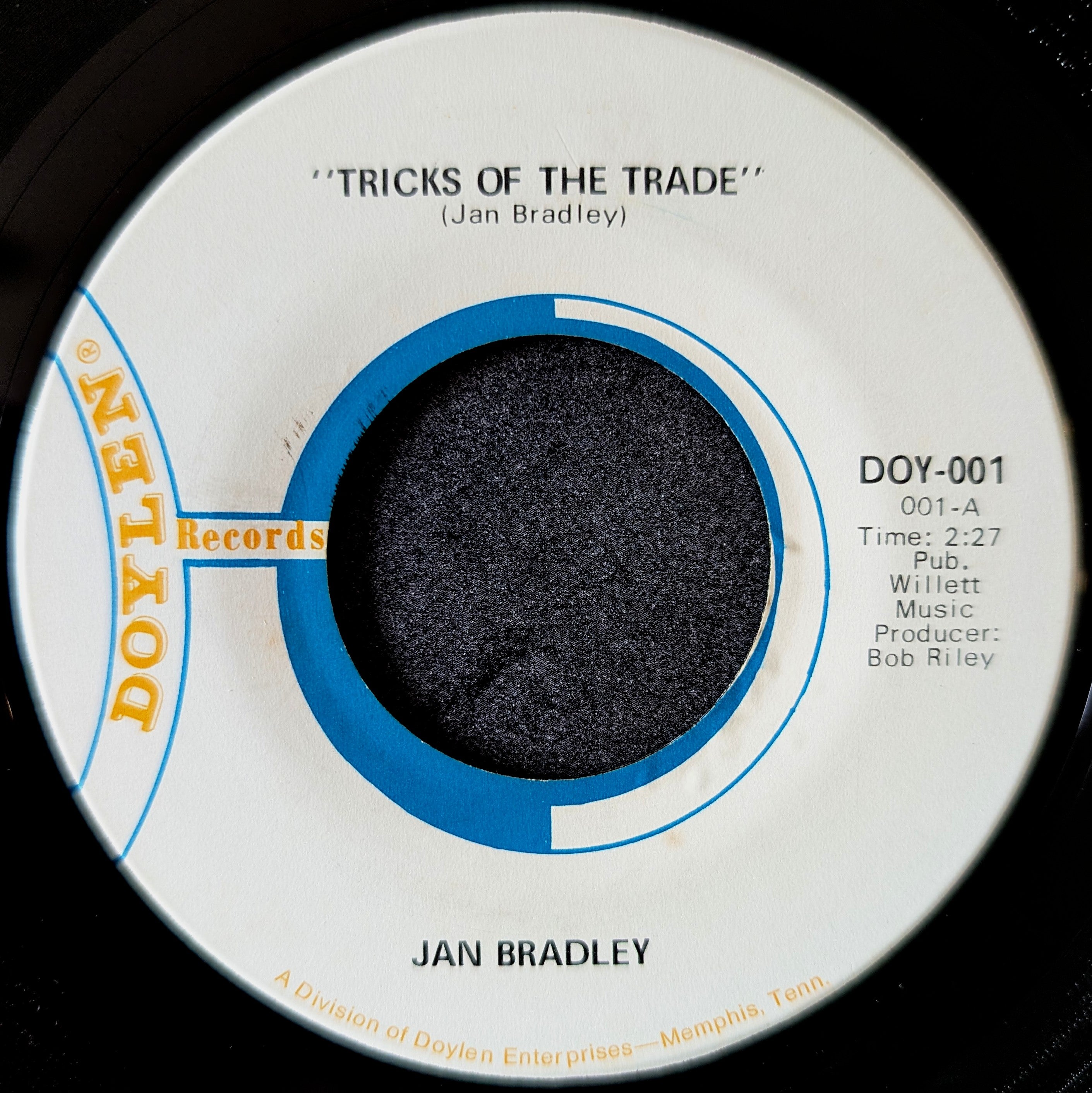 Jan Bradley-Tricks of the trade/I kinda See the light
