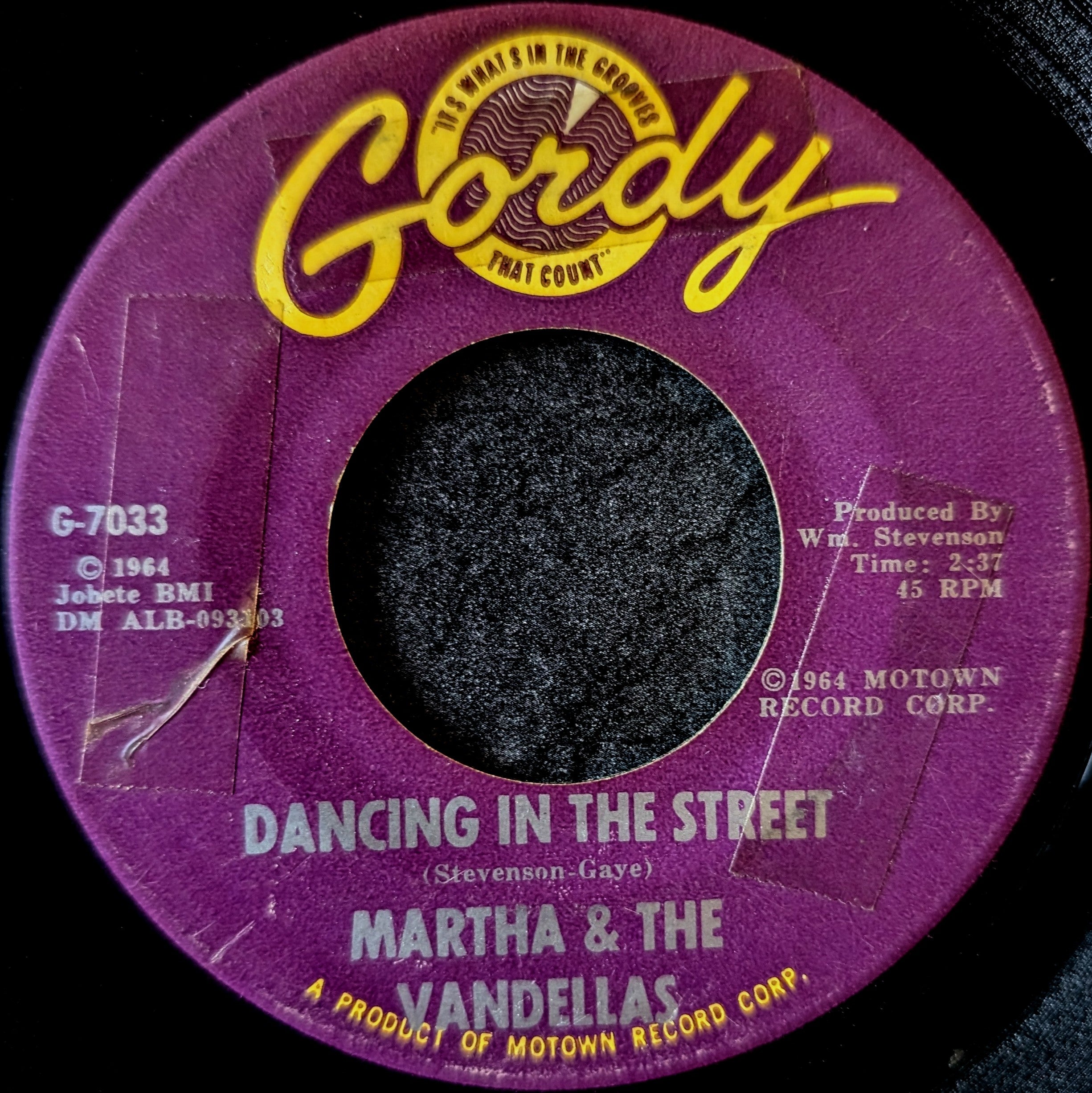Martha & The Vandellas-Dancing in the street/ There he is(At my door)