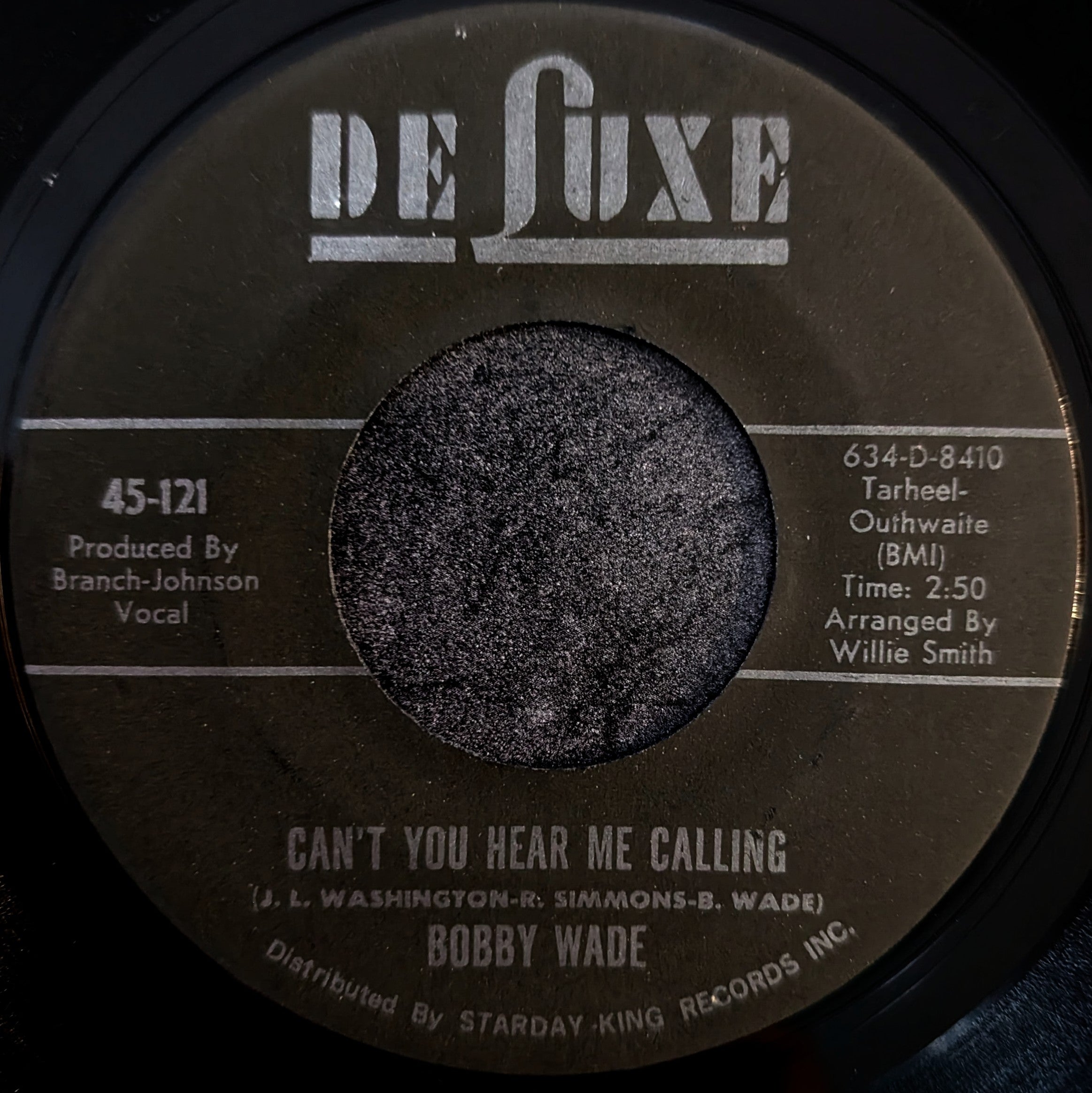 Bobby Wade-Can’t you hear me calling/For walls and one window