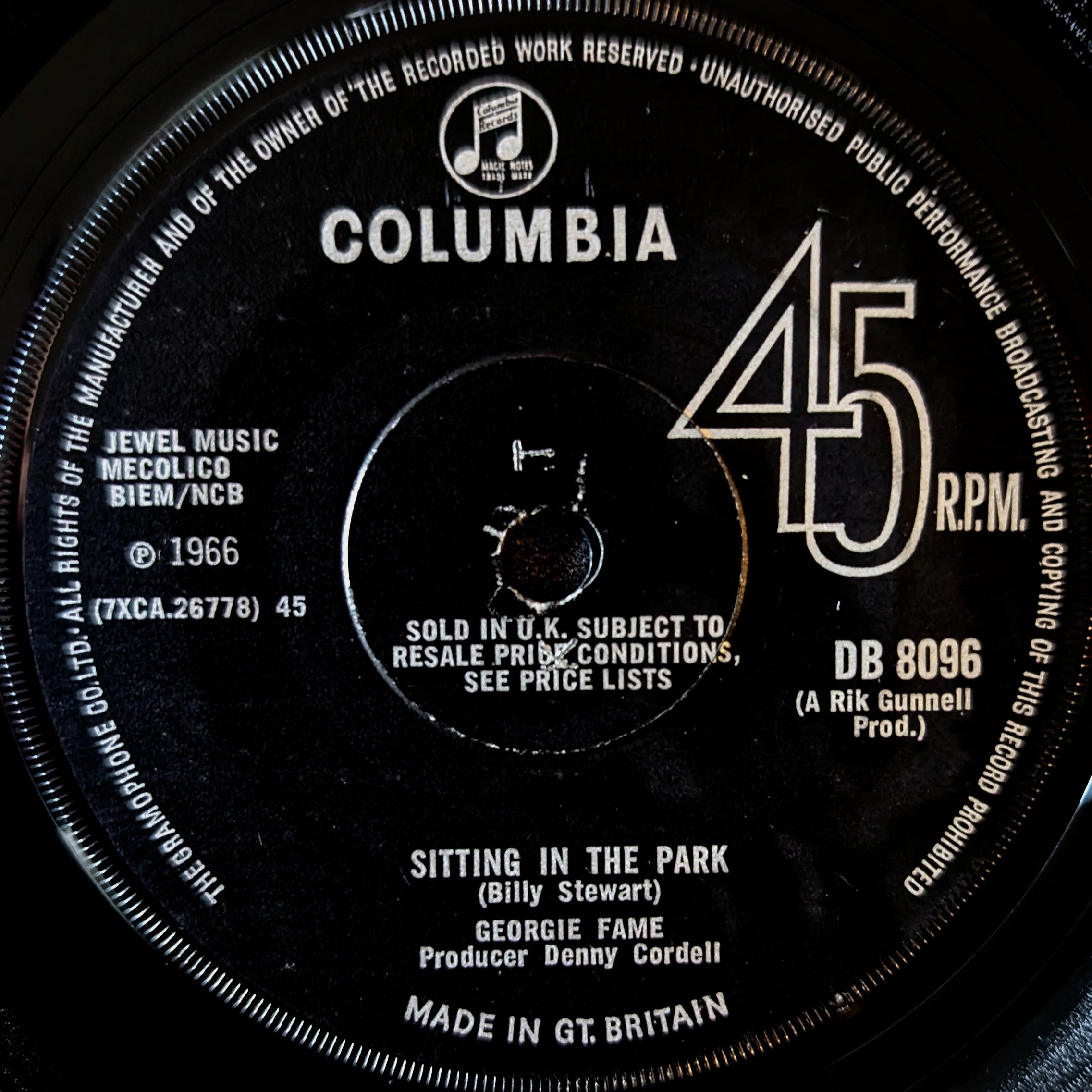 Georgie Fame-Sitting in the park/ Many happy returns