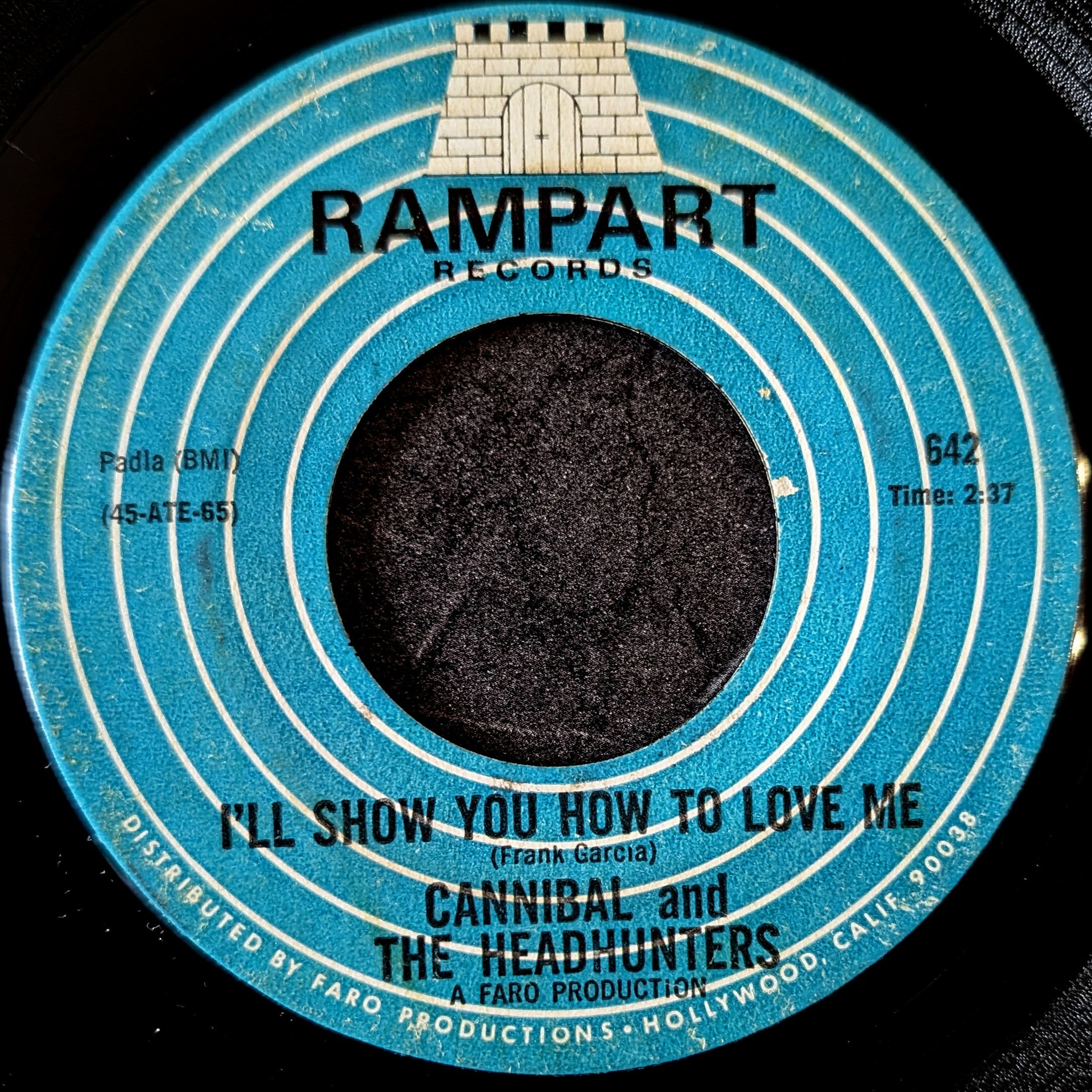 Cannibal and The Headdhunters-Land of 1000 Dances/I'll show you how to love