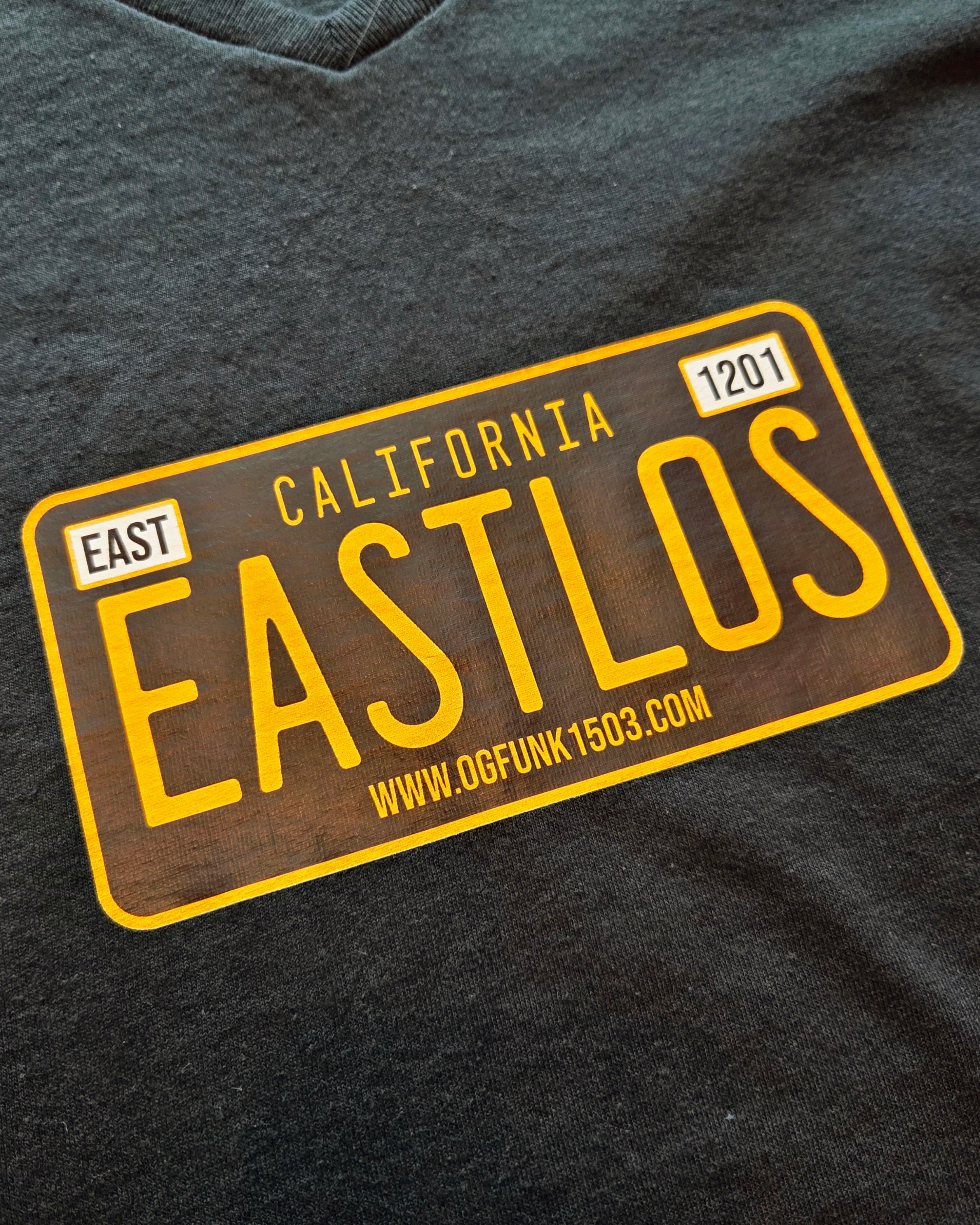「EAST LOS Ladies Tee グラフィックデザイン詳細」
