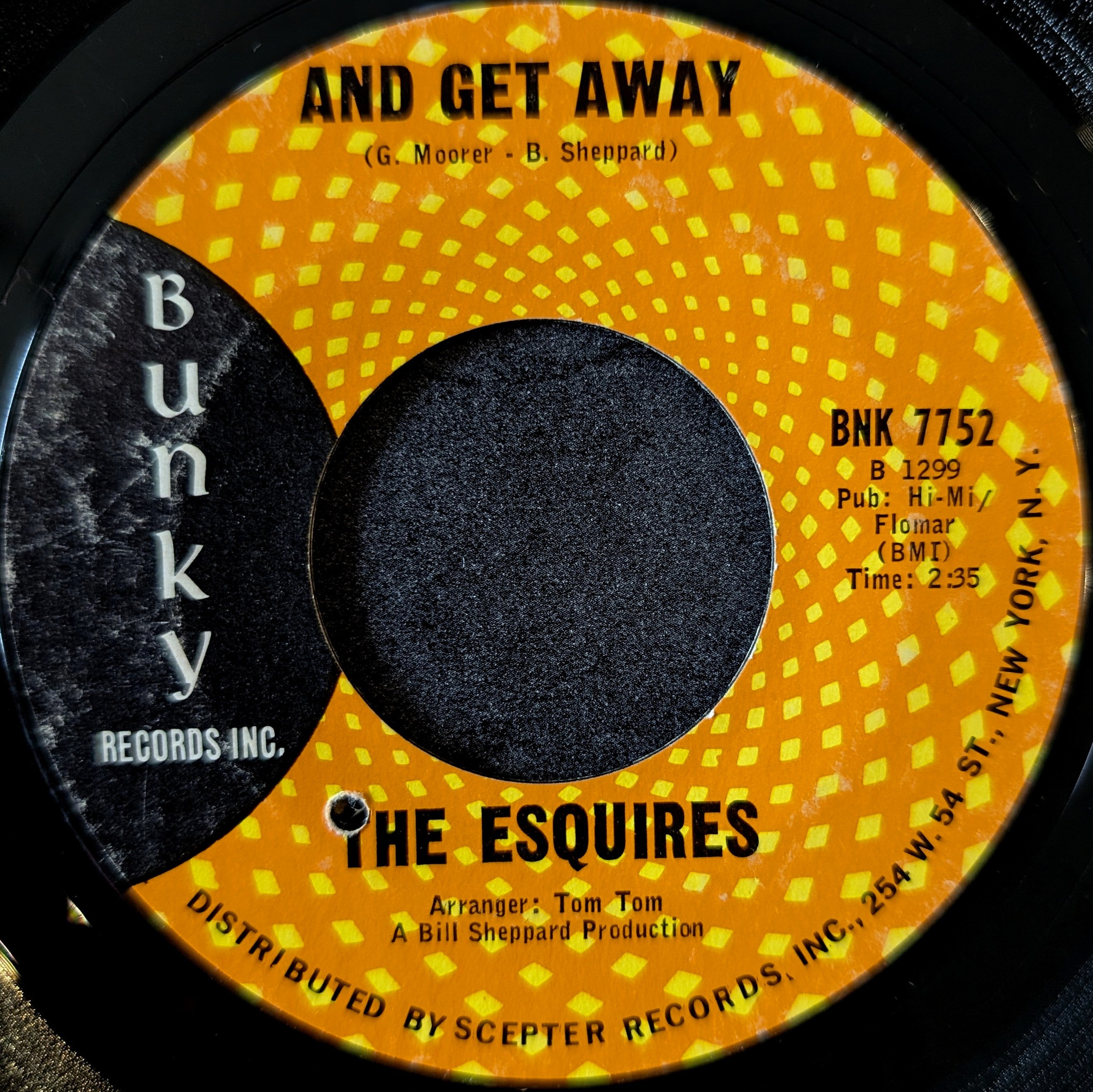 The Esquires-And get away/Everybody's laughing