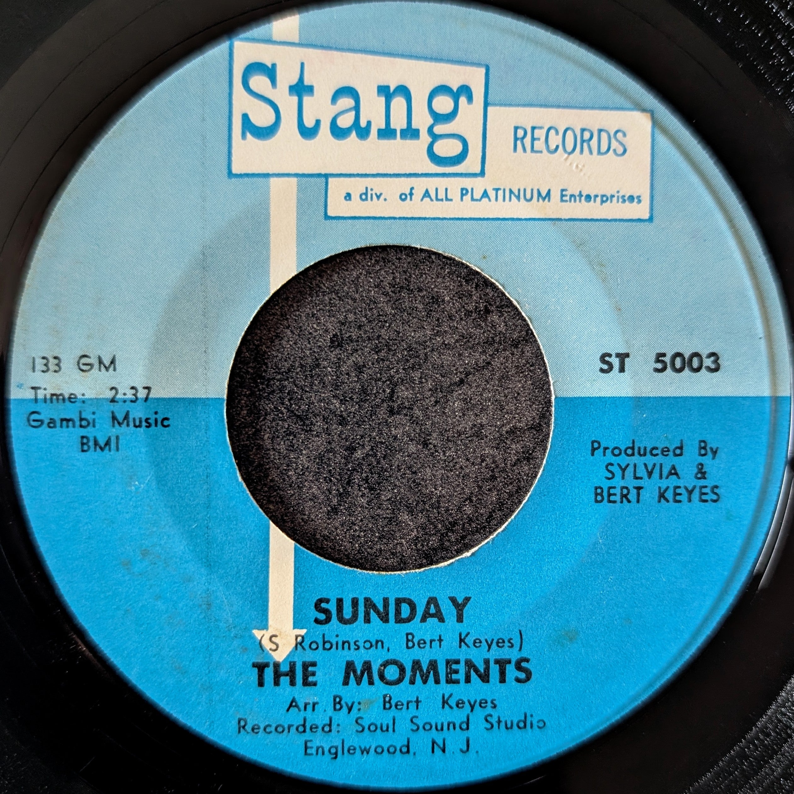 The Moments - Somebody Loves You Baby / Sunday