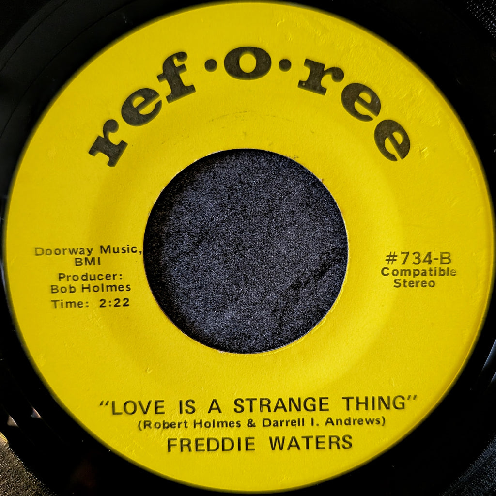 Freddie Walters-Nobody can love me the way you do/ Love is stranger thing
