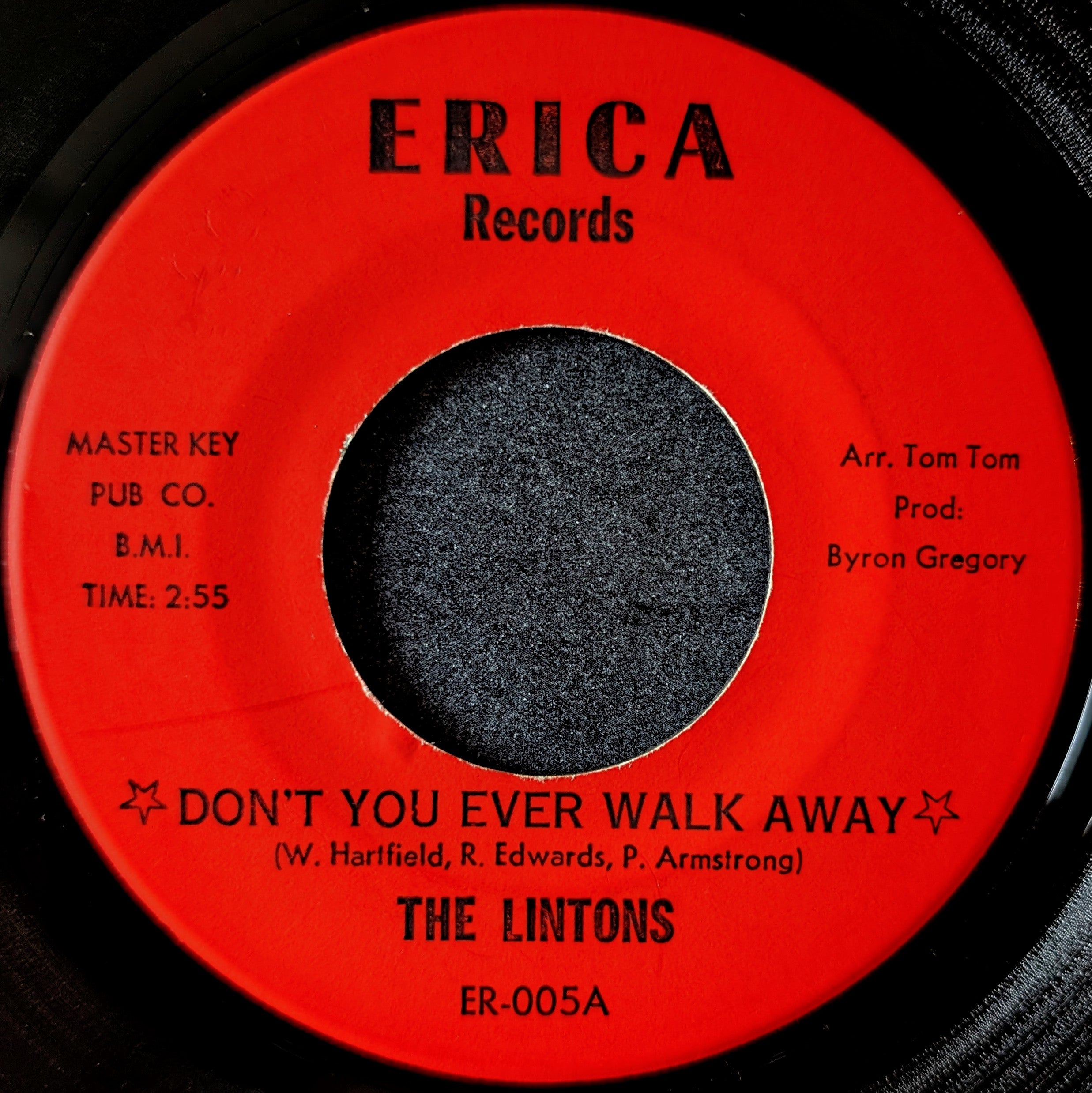 The Lintons-Don't you ever walk away/Lost love