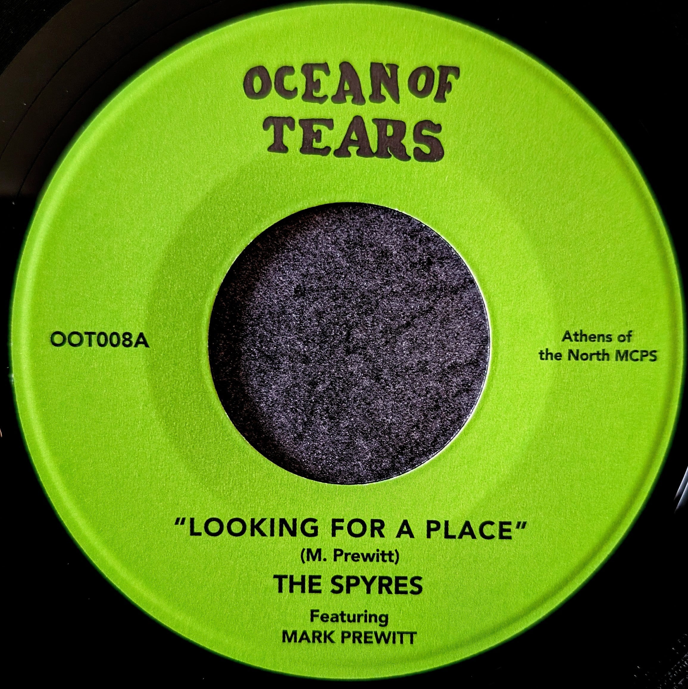The Spyres-Looking for a place/ Baby,Let me take you home